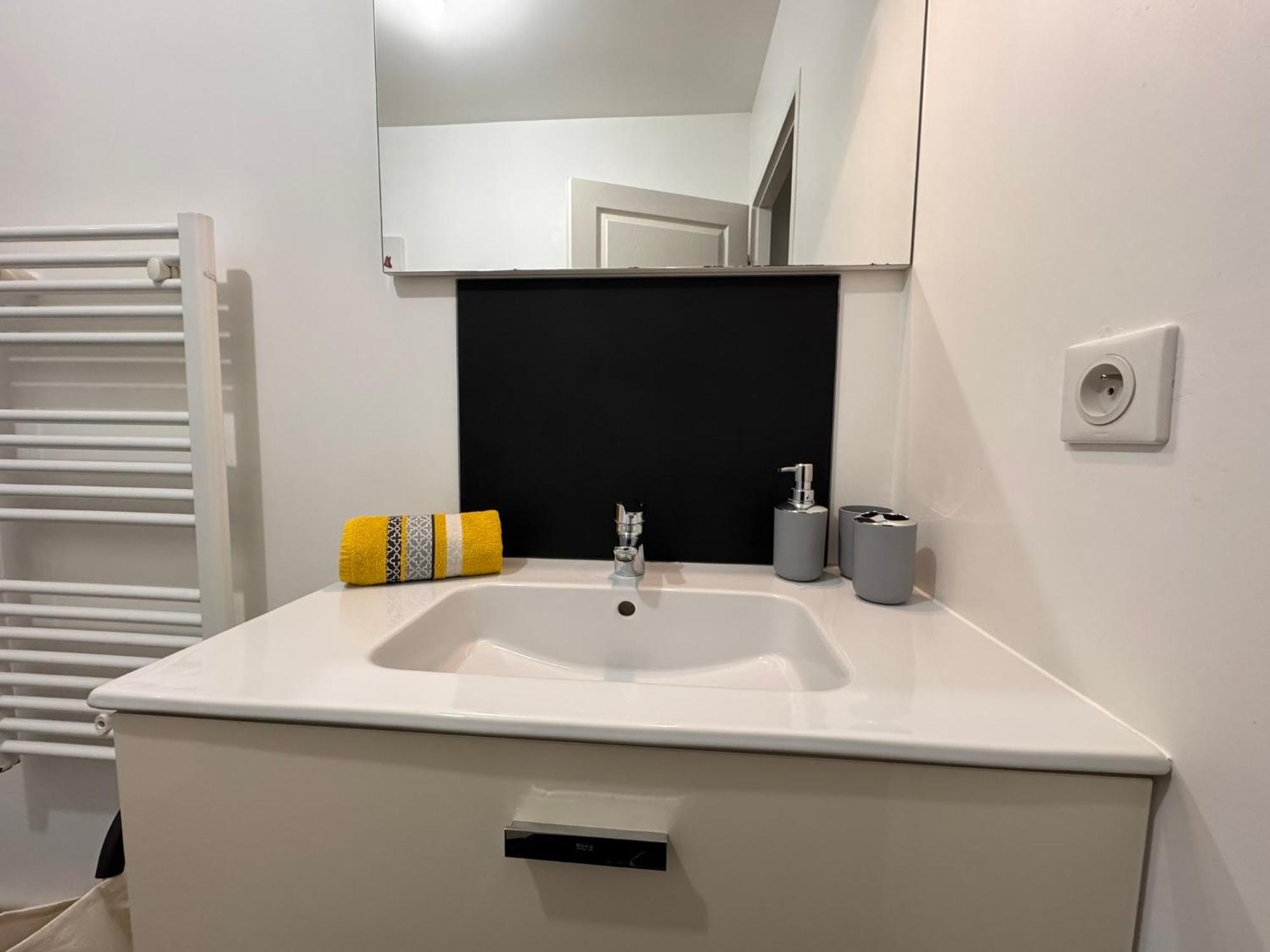 Proche Disney Et Paris - Studio Terrasse Et Parking Prive مونتِفرا المظهر الخارجي الصورة